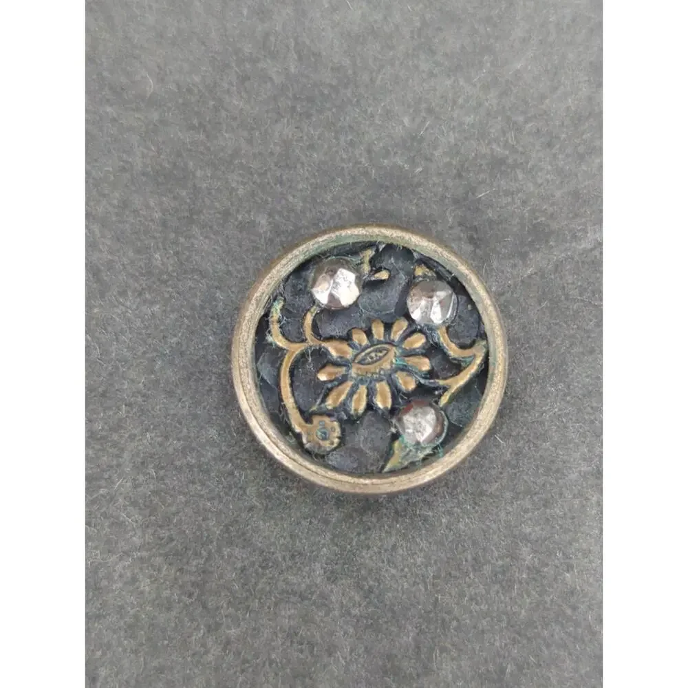 LOT RR of 10 Antique Vintage Victorian Brass Mixed Materials Buttons ESTATE FIND